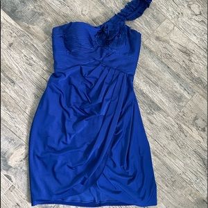 PROM SEMI FORMAL SEASON Adrianna Papell dress Blue one shoulder